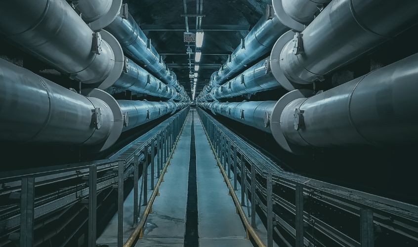 Zona de fábrica industrial donde se utilizan quemadores de biomasa